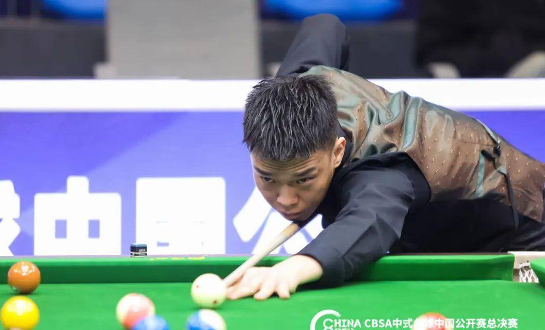 回顾98世界杯法国1-0巴拉圭：搏斗对抗拉满，布兰克绝杀