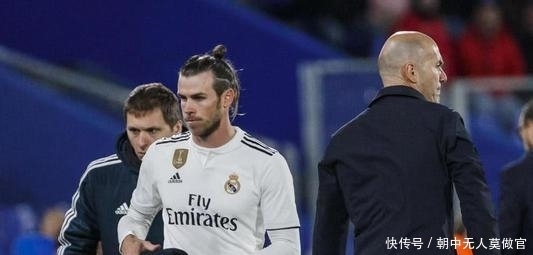 路进攻时 路进攻时